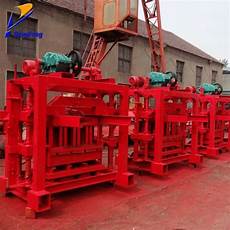 Interlocking Bricks Machine