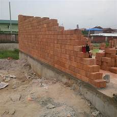 Interlocking Bricks Machine