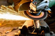 Log Cutting Machines With Carrier