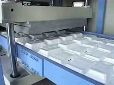 Paper Forming Machine